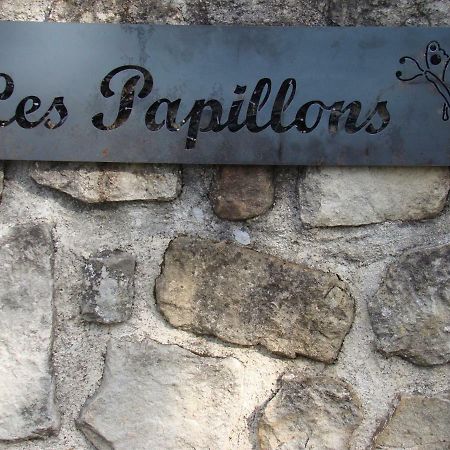 Studio/Gite Les Papillons Lablachère 外观 照片